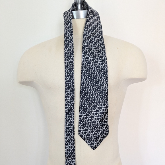 Vintage Dior Logo Tie - Picture 2 of 8